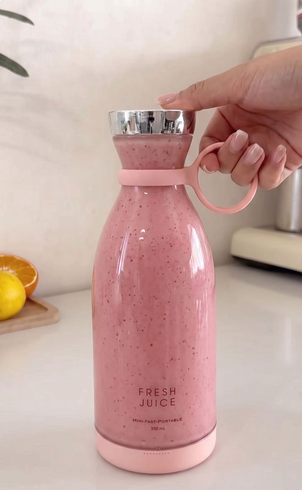 Portable USB Rechargeable Mini Juicer Blender - Personal Wireless Drink & Shake Maker